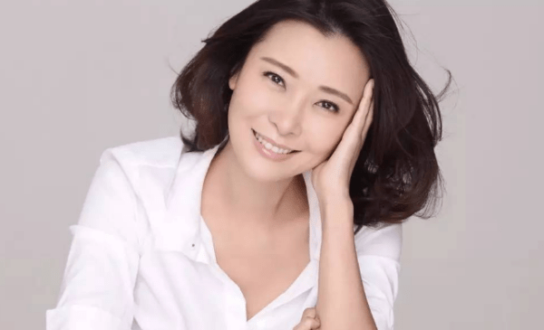 柯蓝:我这辈子都不会结婚,不生小孩,更不可能是黄志忠小三_奶奶_妈妈