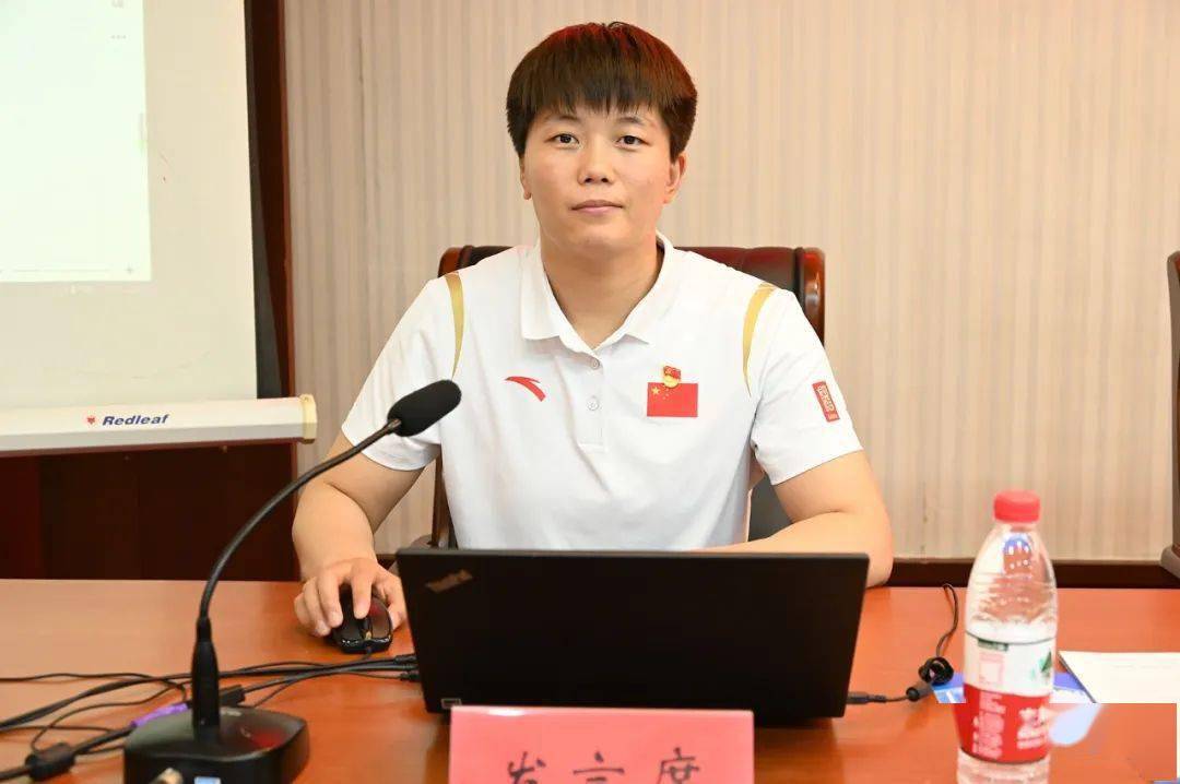 局培训班学员集体赴温泉体育中心参观学习_工作_场馆_检查