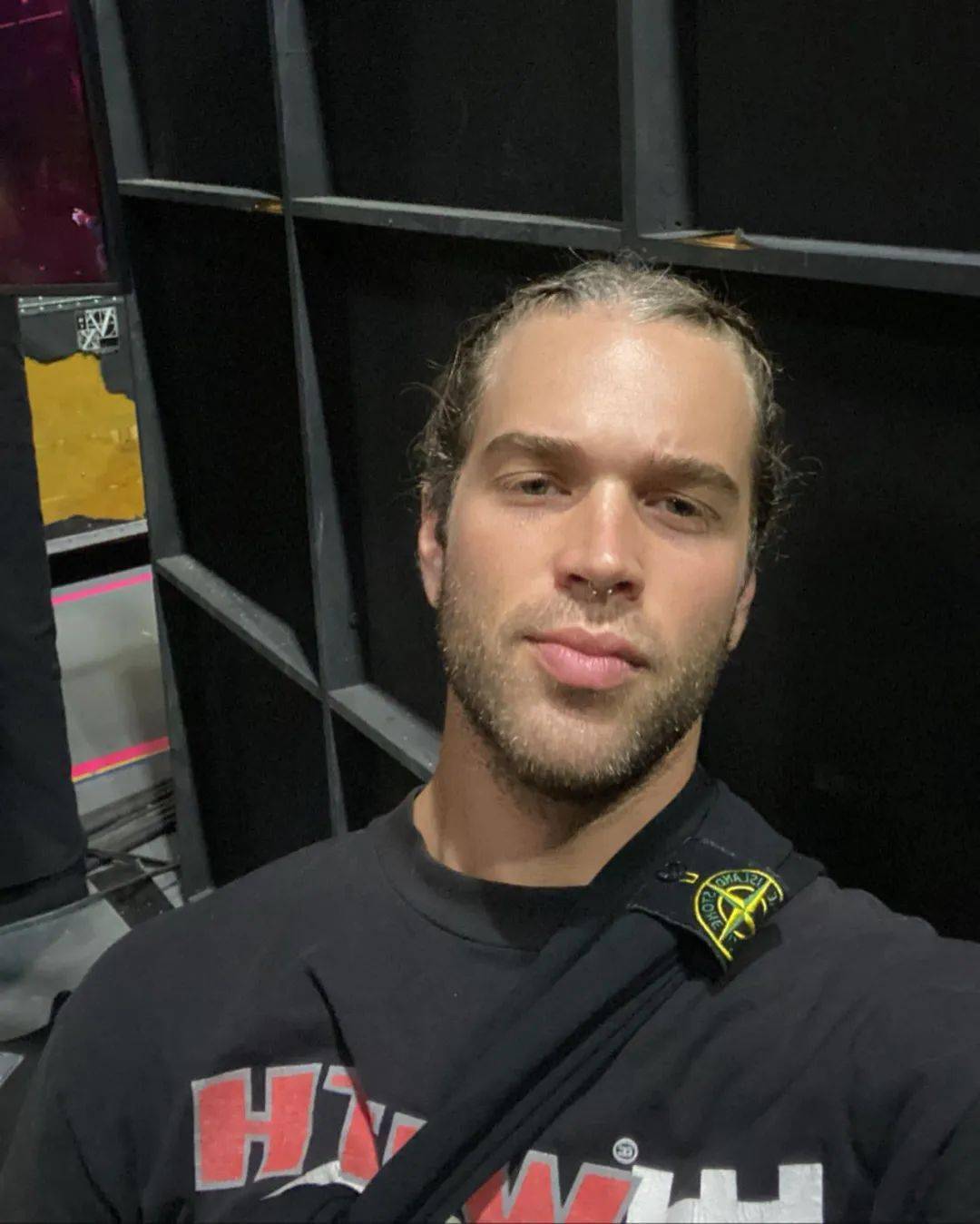 他是sam smith 的前男友,深夜视奸前任动态,疑似想吃回头草!