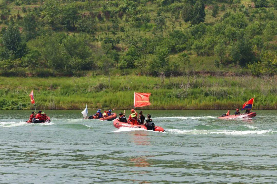 全市水上大练兵在前坪水库举行…_演练_应急指挥_救援
