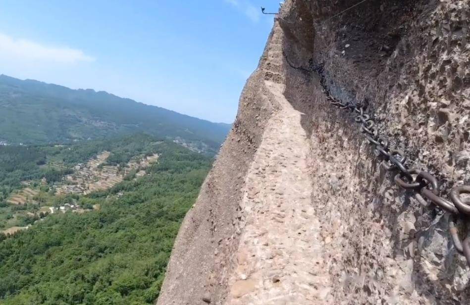 一条体验蜀道难的险峻山道,有胆的你来挑战下_景区_保护_登山