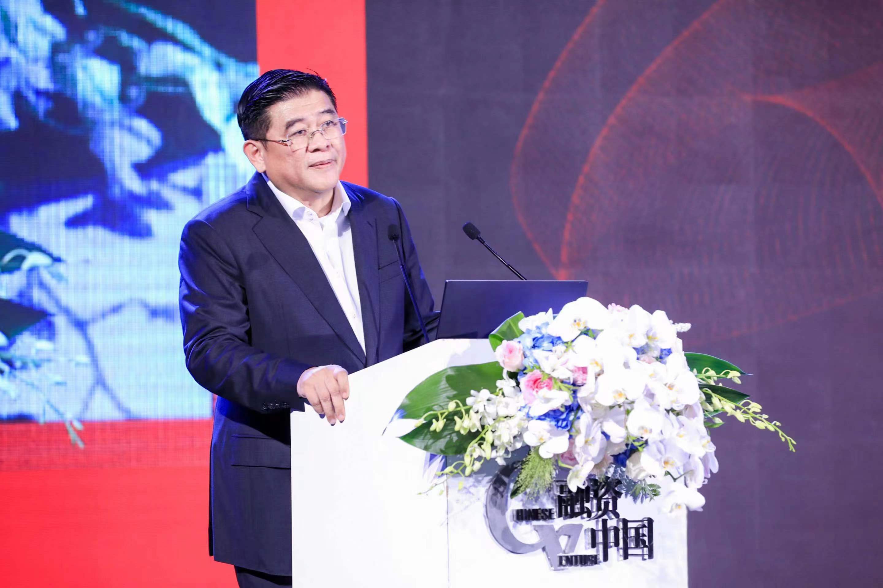 雷诺中国苏伟铭:今年是新能源汽车行业最"卷"的一年 需向上走向外走