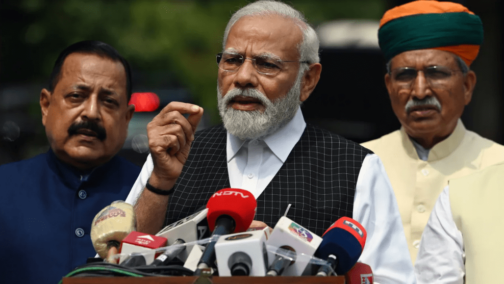 女子游街视频惹众怒,莫迪终于瞒不住了_印度政府_梅泰_暴徒