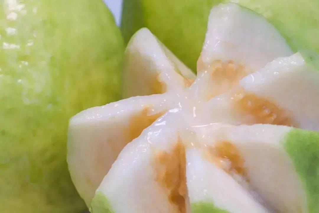 【台湾奶油芭乐】35.8元5斤!水果界的"脂肪杀手",低热量,高vc!口感像