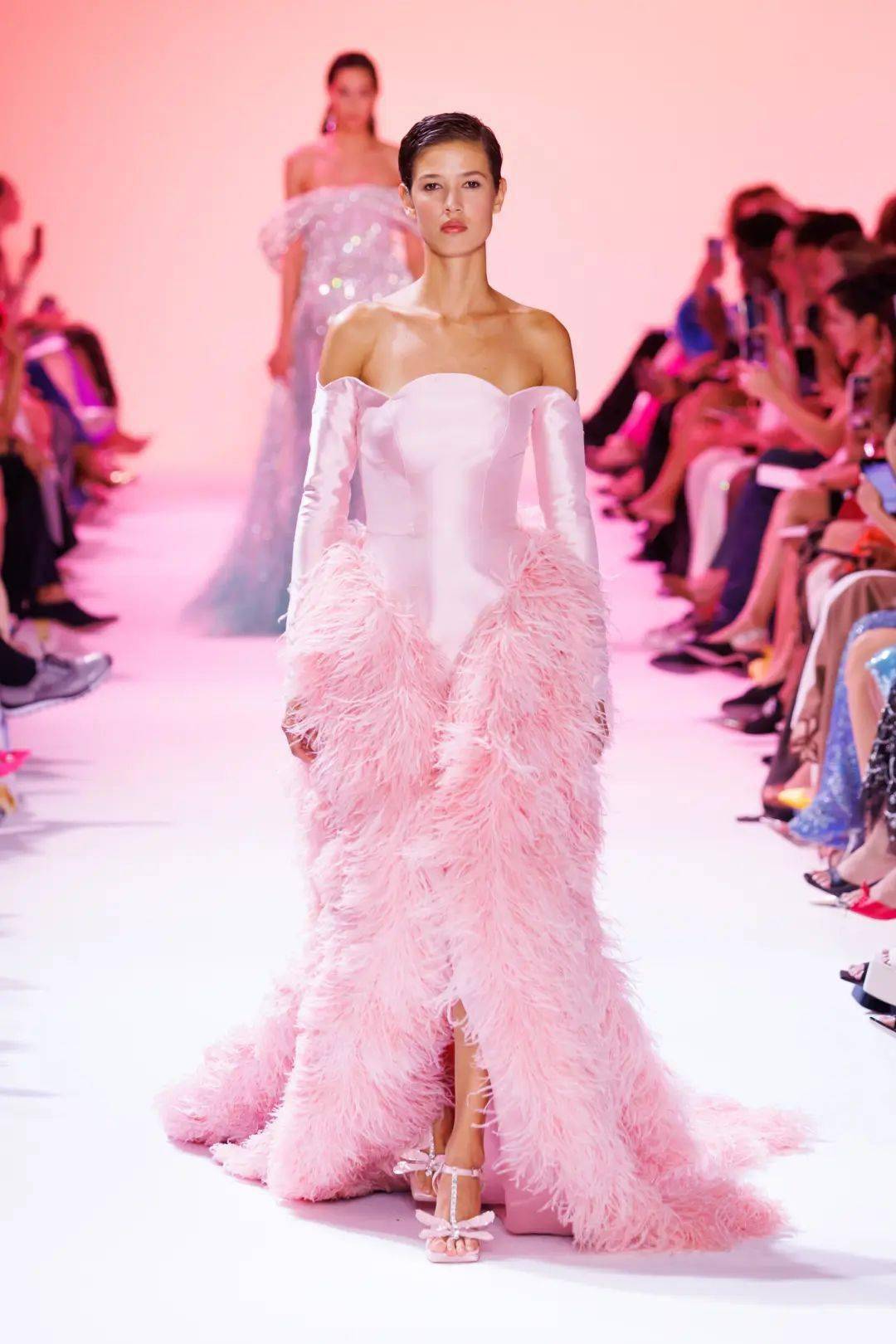 秀场| georges hobeika 2023 秋季高级定制时装秀
