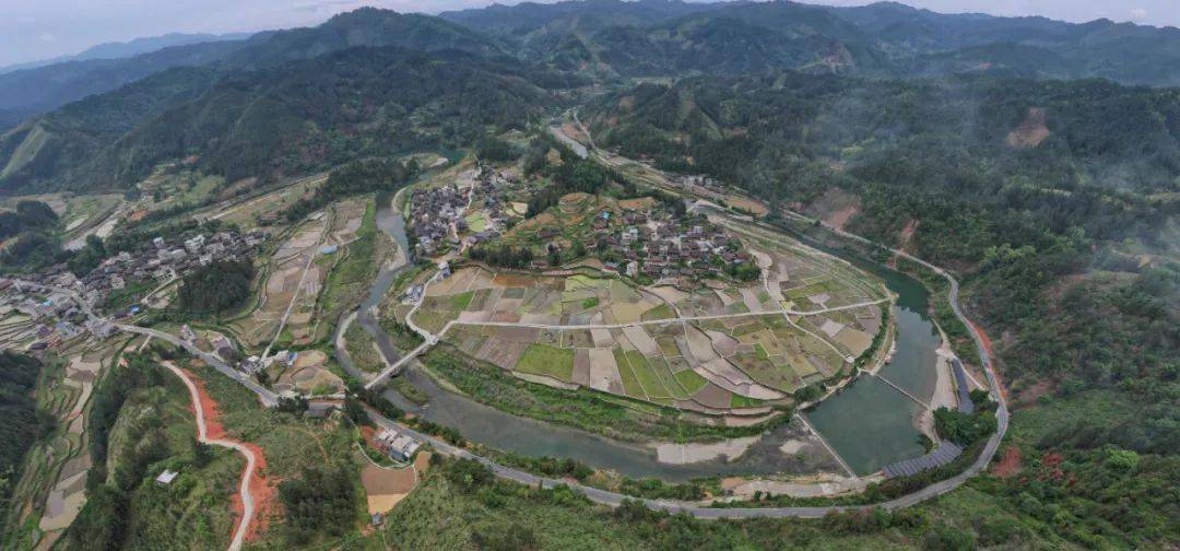 和美城乡 四大行动 | 榕江县寨蒿镇平堡村:凝集乡贤力量 激活和美城乡