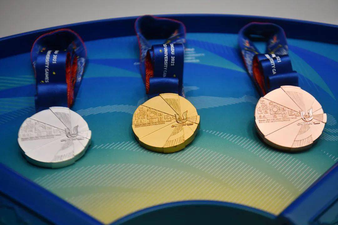 能"拼图",会"变色"成都大运会奖牌绶带也太美了_蜀锦_设计_孩子