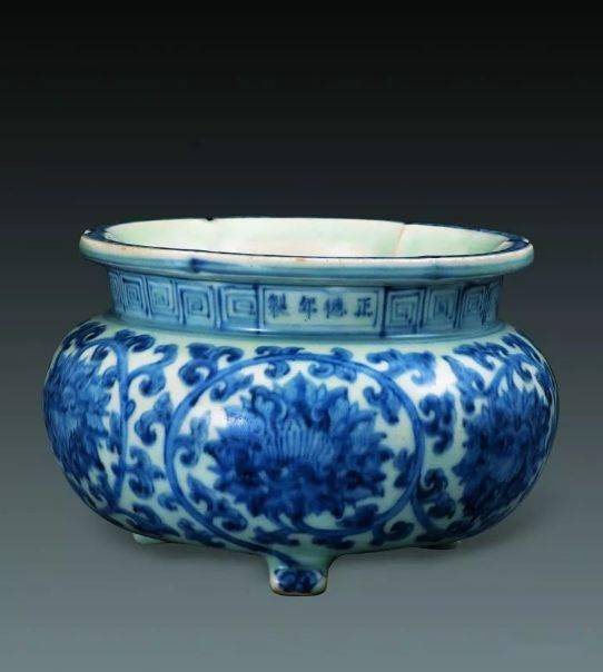 成化,弘治,正德瓷器|国家博物馆_青花瓷_时期_造型