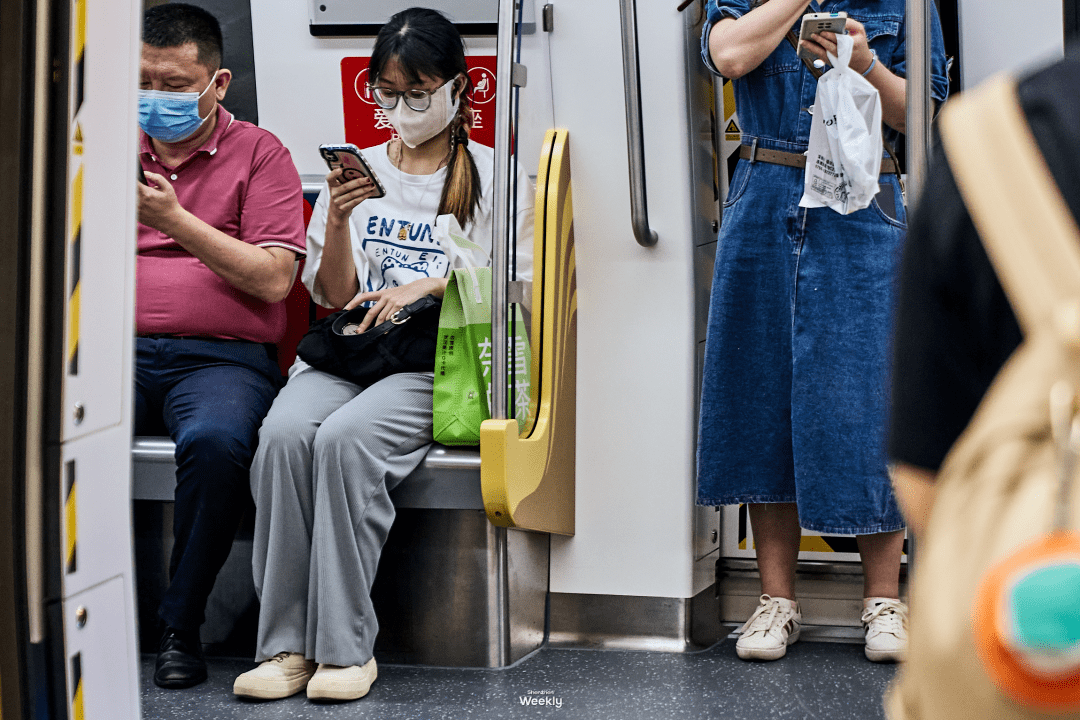 手机全天静音,正在成为深圳打工人的标配?_铃声_地铁_习惯