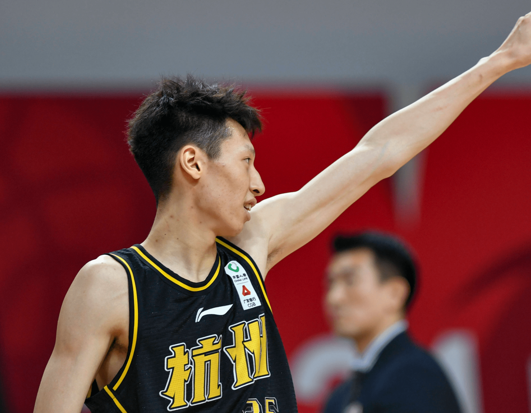 内线新星增重5公斤,广东宏远将迎来新篇章,赵岩昊王者归来_徐昕_广东