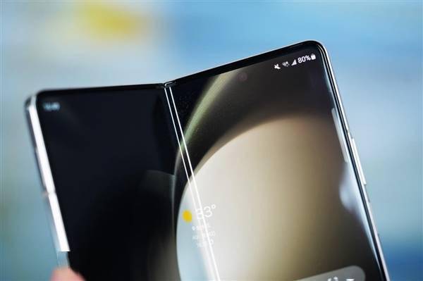 三星最轻薄的大折叠屏！Galaxy Z Fold 5图赏 