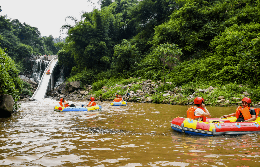 来龙浒峡漂流,带你逃离酷暑_重庆_夏日_河道