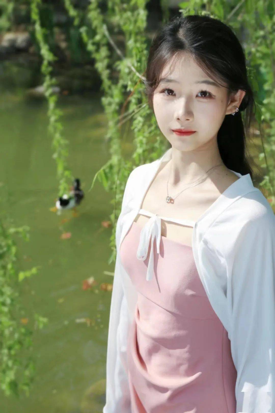 王静妍 张晓曼图片 | 李俊一 赵若彤 秦梦迪 王梦然卢 瑶 张华乔