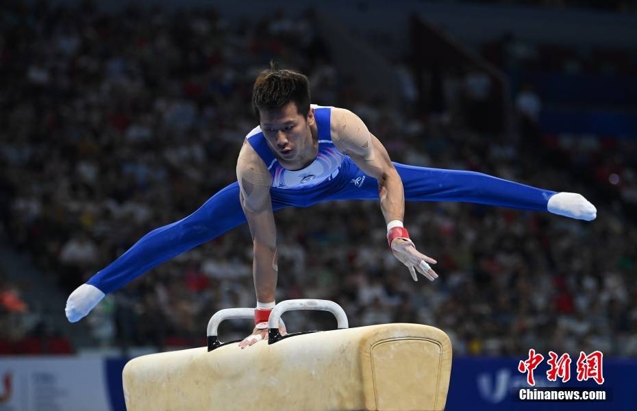 (成都大运会)中国台北选手李智凯获体操男子鞍马冠军_中新社_安源