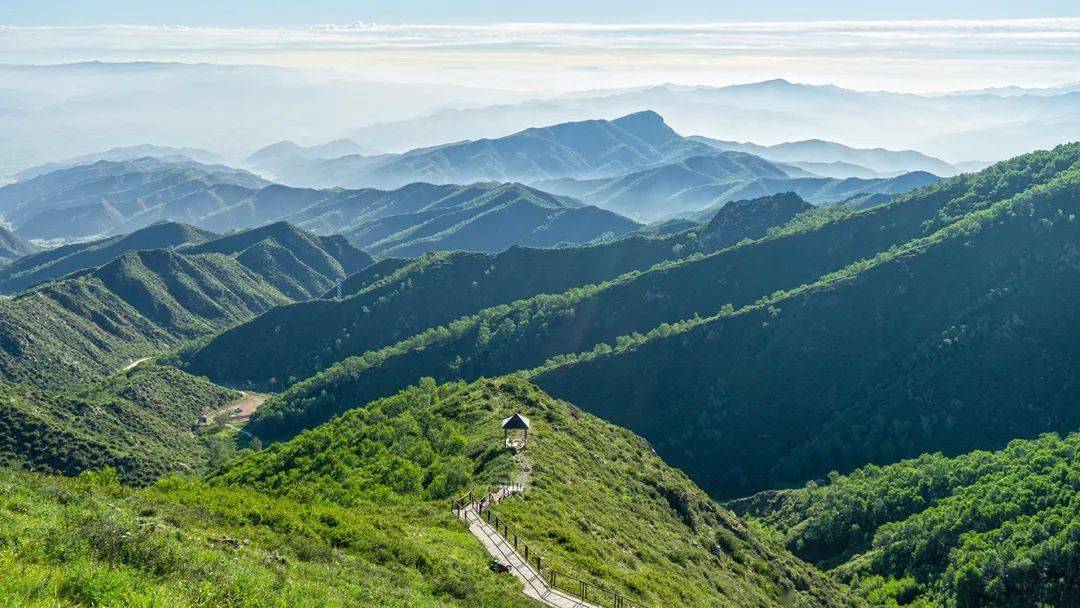 当"多巴胺" 的风吹到了固阳县马鞍山~_杨建清_刘佳乐_张颖强