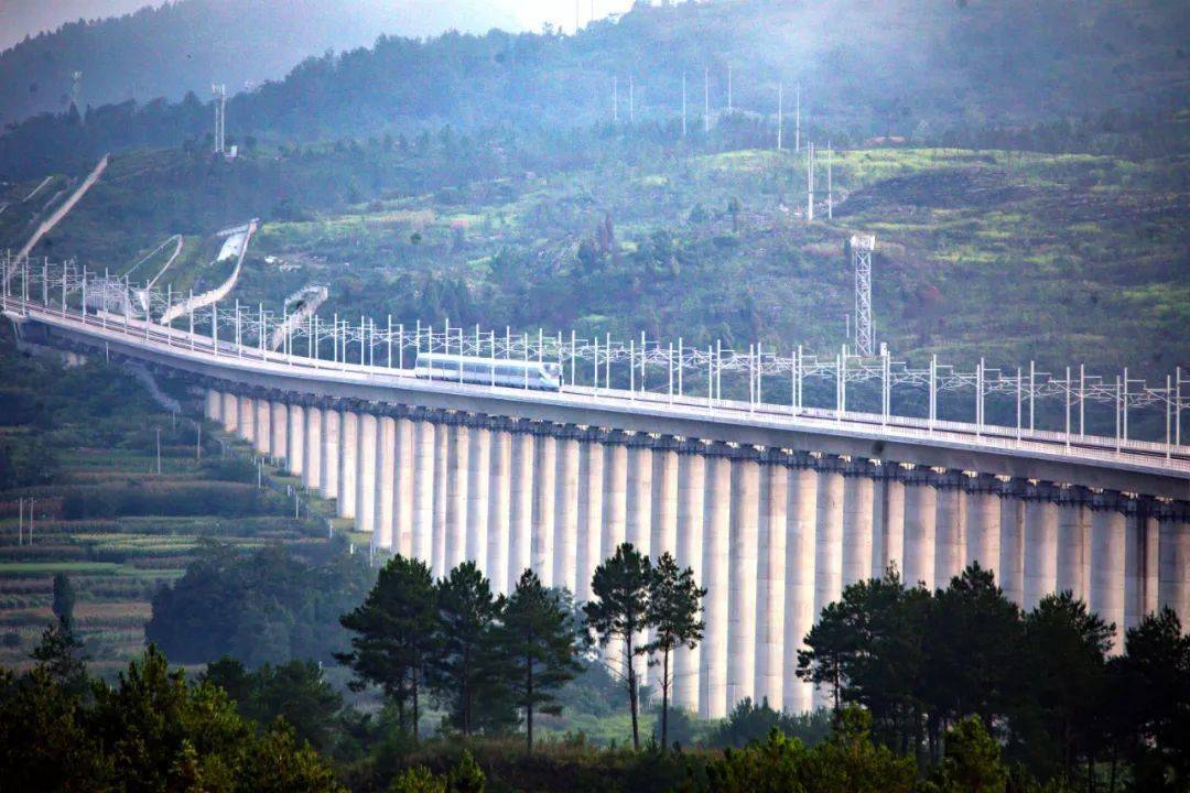 快来感受现场盛况_贵阳_高铁贵_贵州省