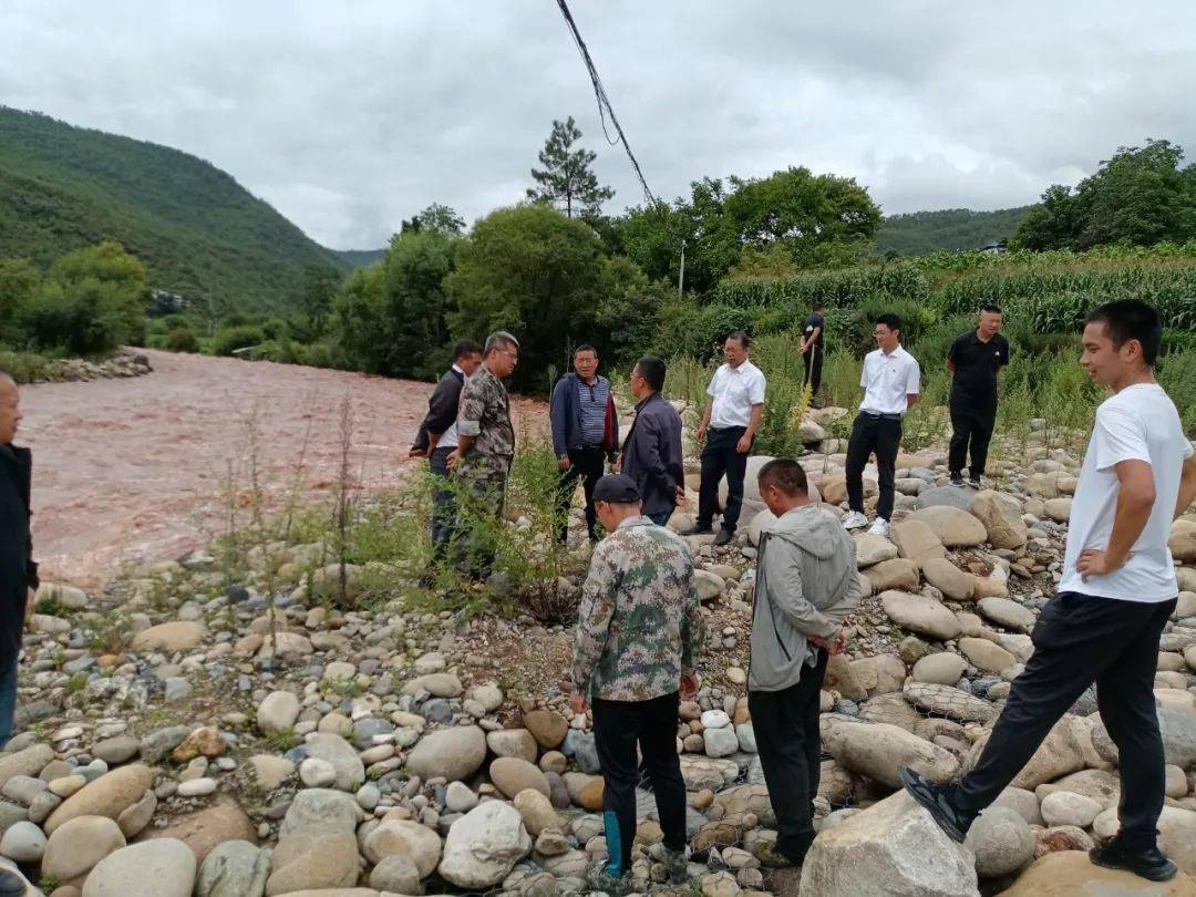 【玉龙资讯】县人民政府副县长到西部指导防汛抢险工作;县总工会获