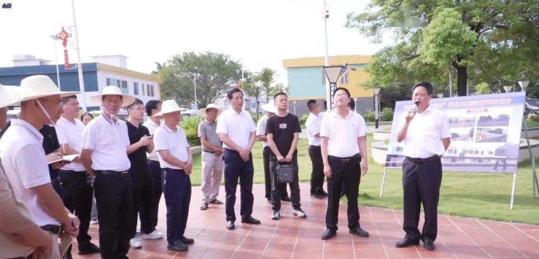 严俊江带队先后到东片区周田镇径口村,仙庵镇仙庵村,靖海镇后湖村