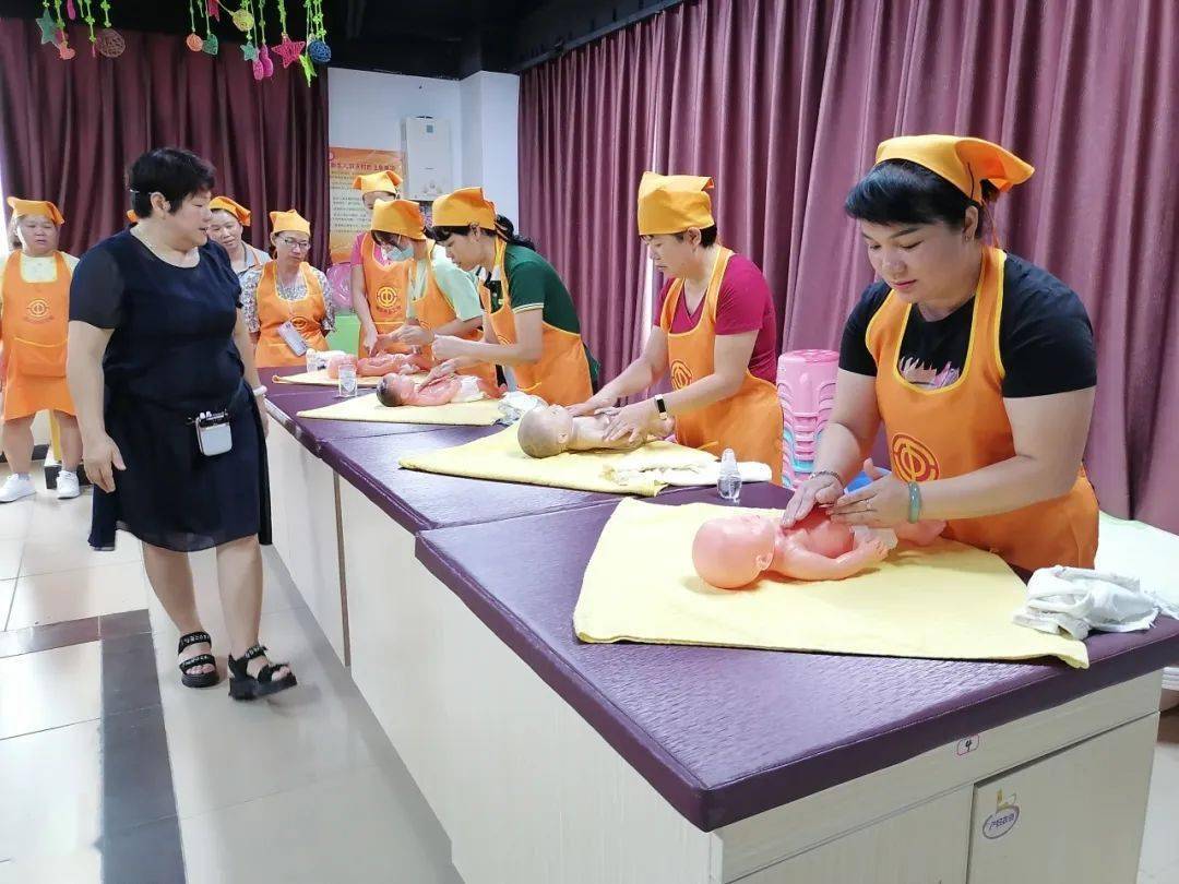 免费！免费！海口这些中级家务服务员、母婴护理员培训班火热招生中！