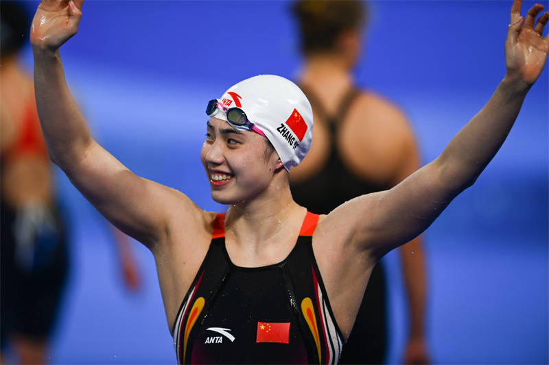 快写人物丨张雨霏:从"霏鱼"到"蝶后"_奥运会_游泳_东京