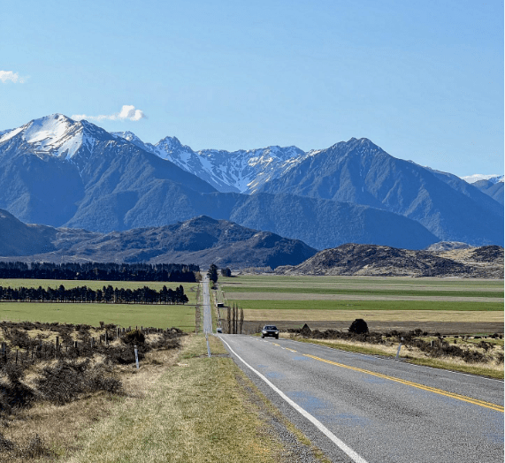 南岛夫妇"自愿生活降级",只为住进童话小屋……_keey_geoff_pass