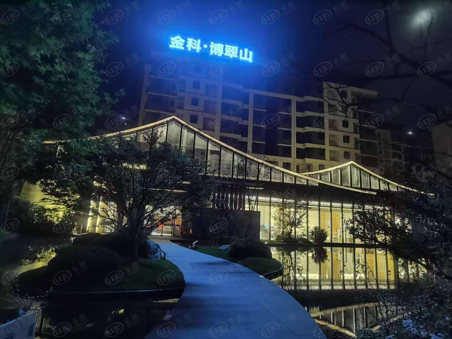 成都龙泉驿金科博翠山 户型建面约102~236.5㎡