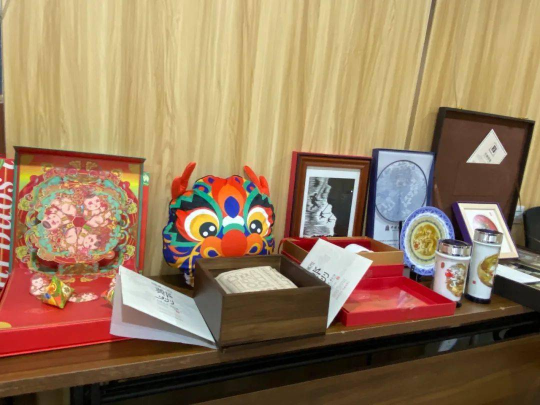 包括中国国家图书馆,四川三星堆博物馆,河南洛阳博物馆,开封博物馆