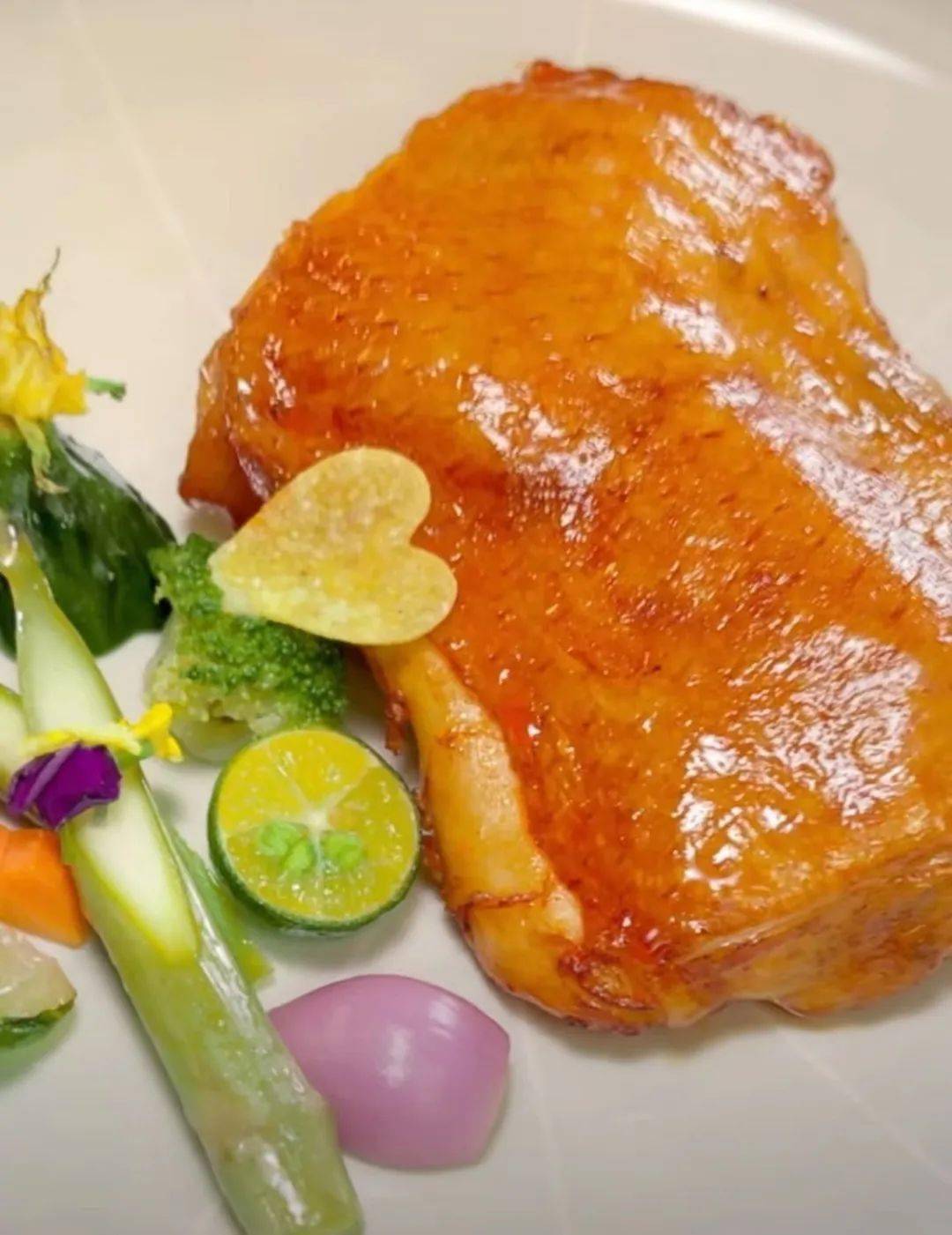 国民鸡肉再创新,"圣农霸王鸡腿排"重磅上市