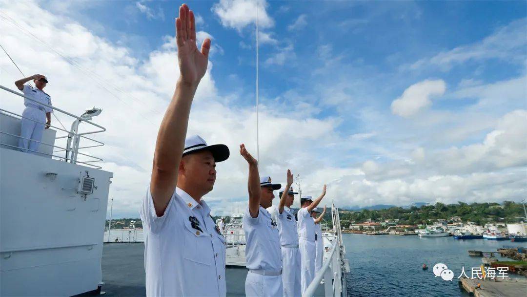 首次访问 | 中国海军舰艇抵达所罗门群岛_黎宇_民众_梅兰加