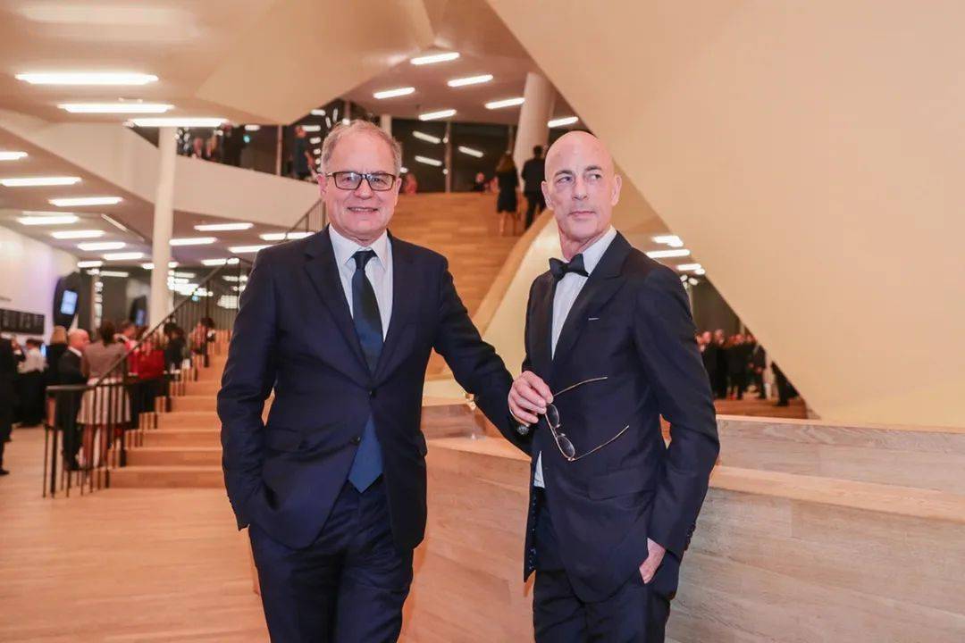 雅克·赫尔佐格(jacques herzog)与皮埃尔·德梅隆(pierre de meuron)