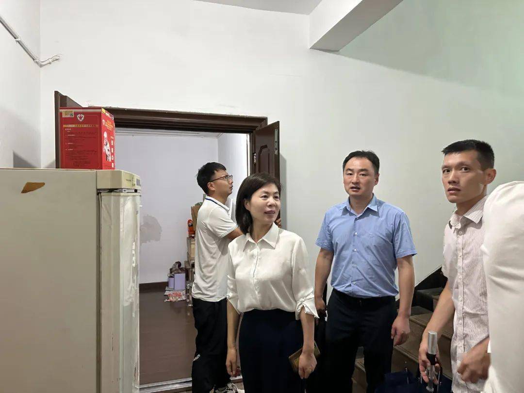 62县委常委,宣传部长周旭丹到瓯北街道开展周一"夜查,夜巡,夜访"