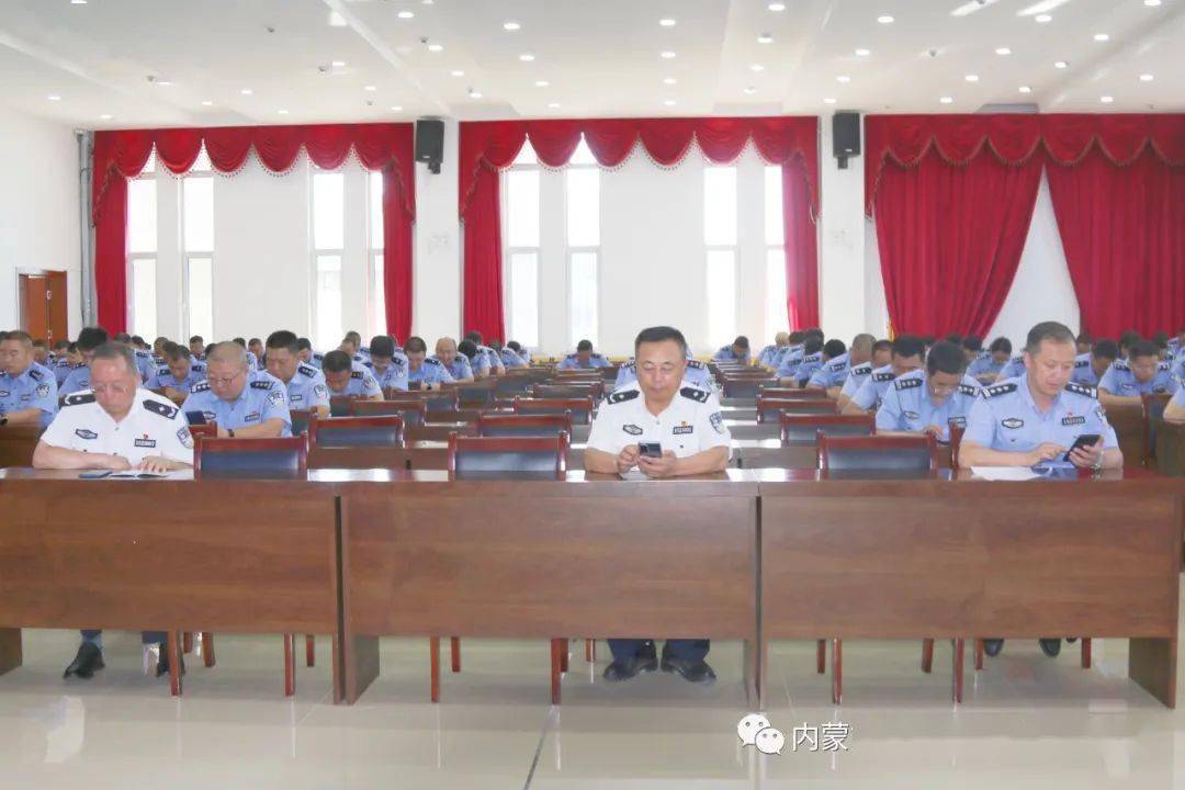 鄂尔多斯监狱组织民警参加全区监狱系统第二批政治体检考试