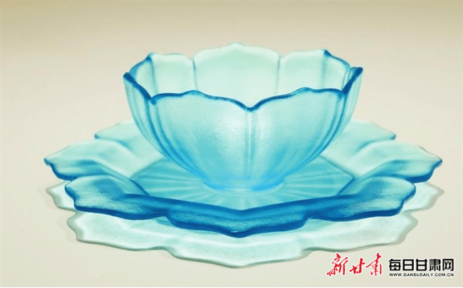 省博又出新文创！这次是国宝级文物“蓝莲盏”_搜狐网