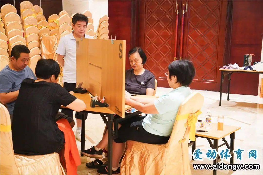 马媛媛马媛媛是职业二段围棋运动员,本届智运会她参加的是职业混双