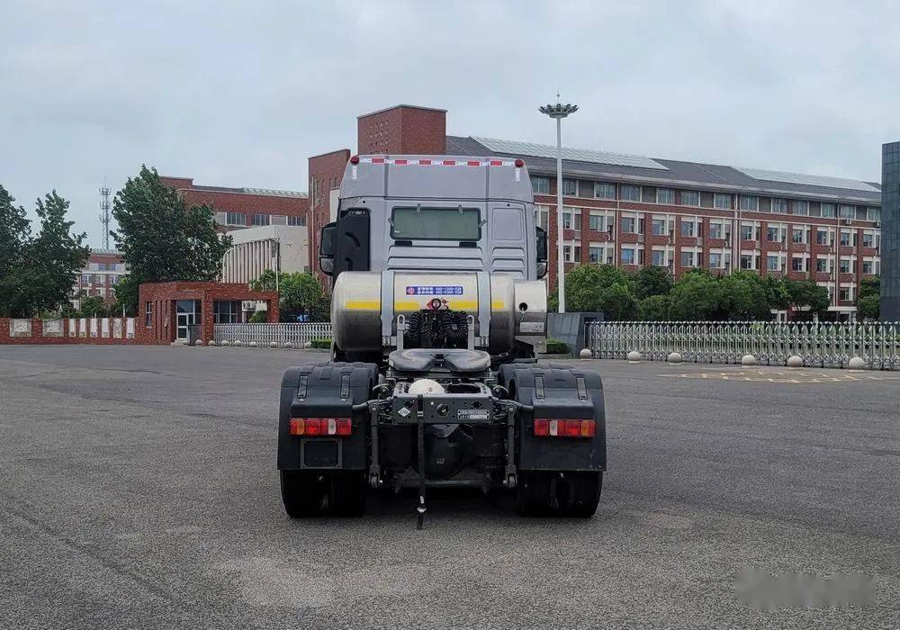 最大510马力!重汽汕德卡柴油/lng双燃料车型来了_搜狐汽车_搜狐网