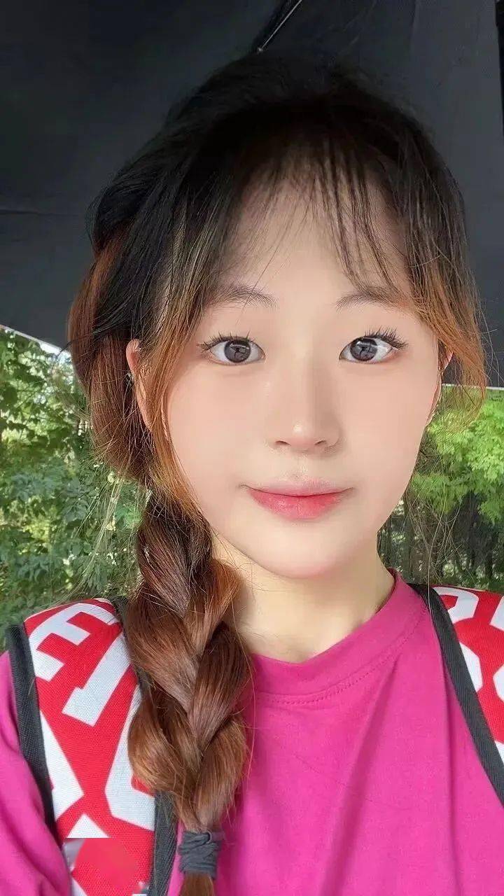 刘亚慧所带班级:交工2302个人简介:刘亚慧,女,交工2202班团支书,现任