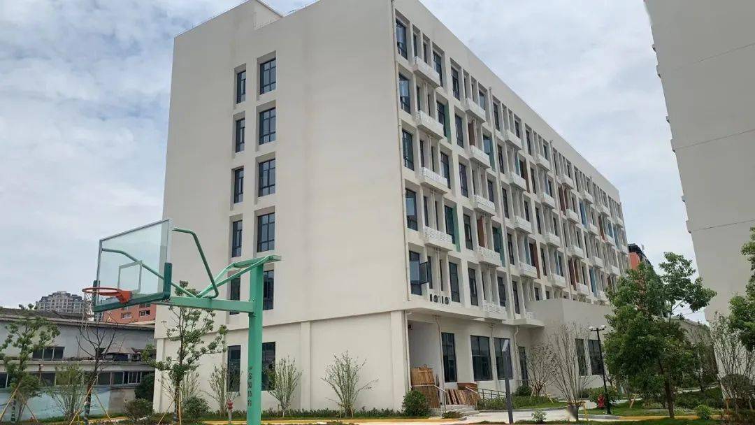 飞云校区扩建工程瑞安市职业中等专业教育集团学校该项目总投资为1