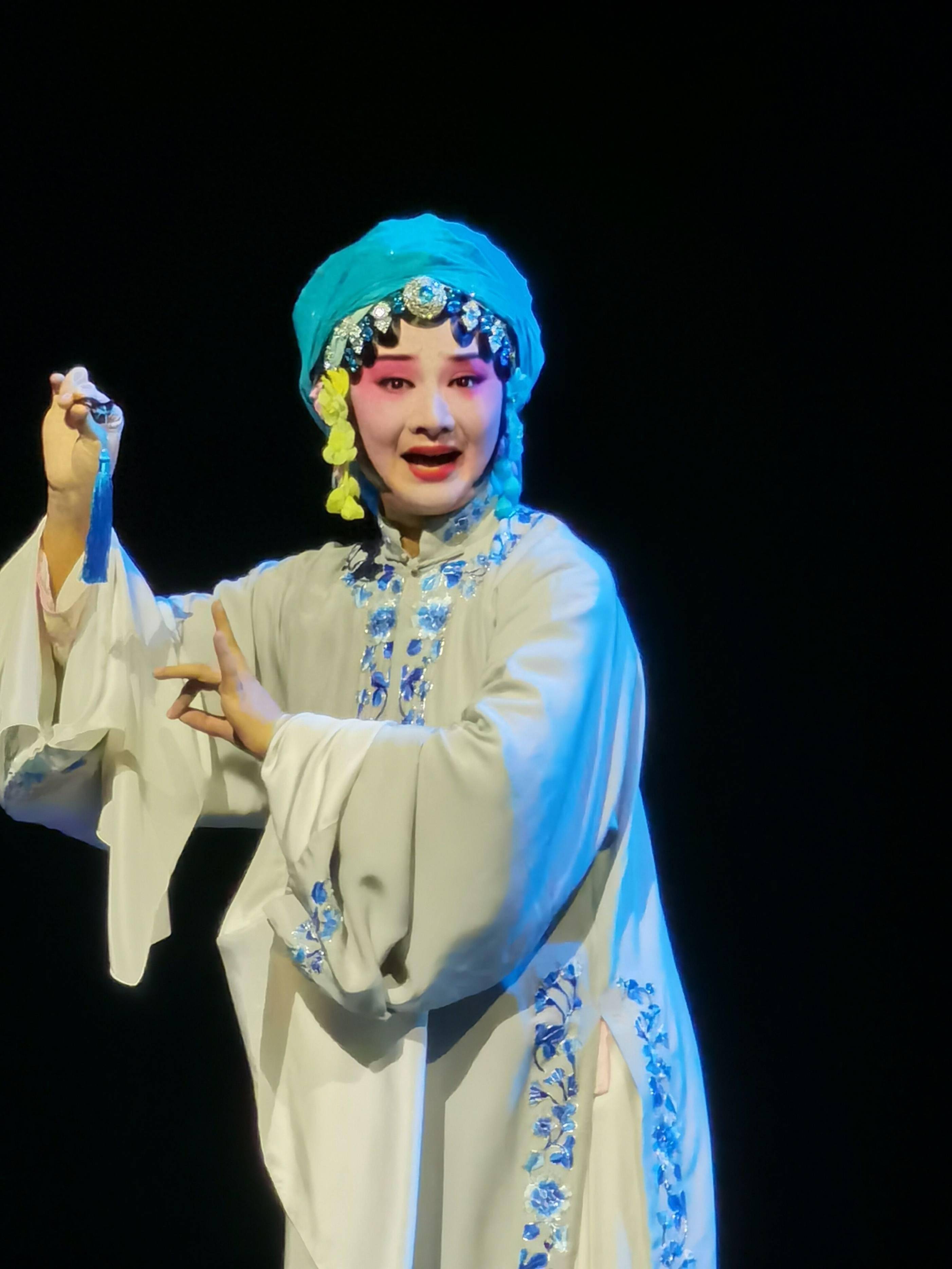 赣剧名剧《荆钗记》复排风华再现_张钰_表演_剧目