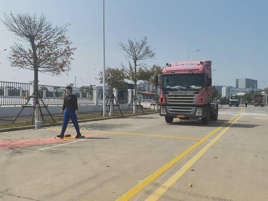 完成验收测试5435辆货车 厦门智能网联汽车检验检测平台助力大货车智能升级