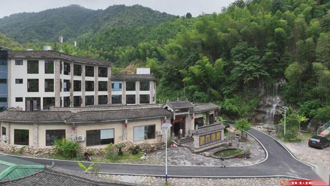暑期我县旅游市场火爆_游客_景区_宜章