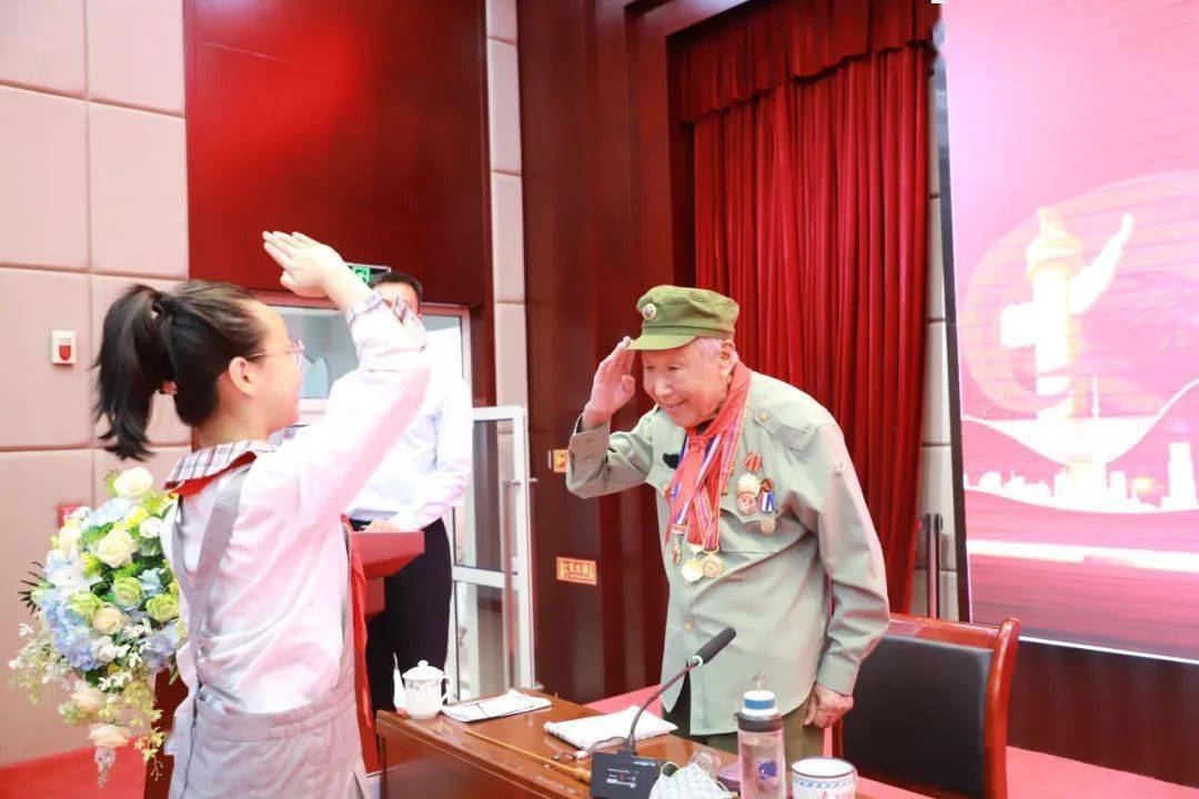 最"卷"开学季,西安中小学创意开学礼"上新"_校园_阳光_光芒