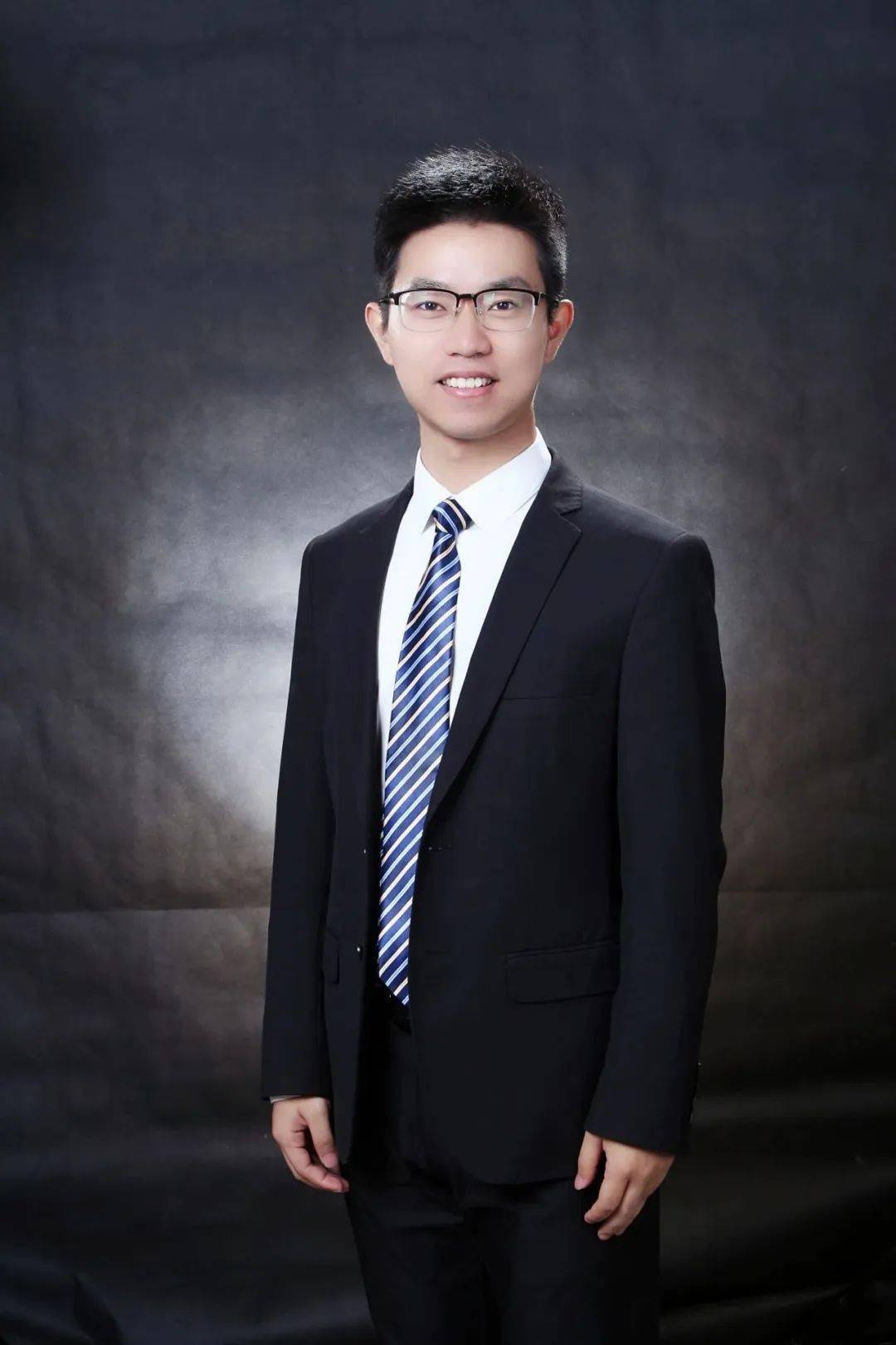 我的不二法门——专属于2023级"小法师们"的入门宝典_新生_迎新_校园