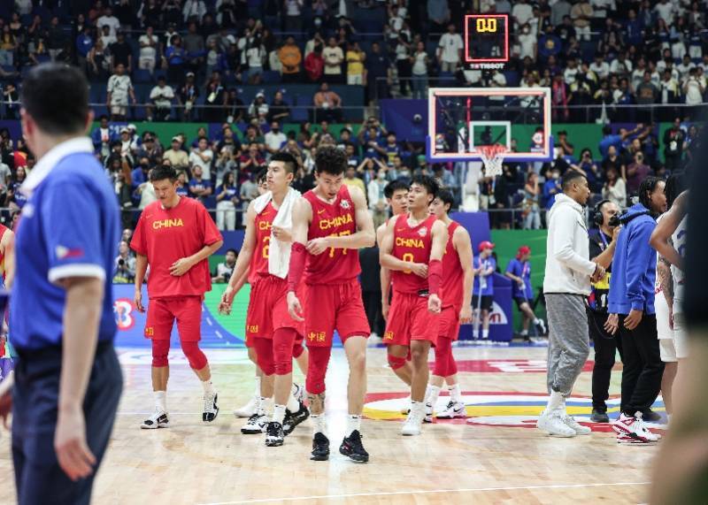 中国男篮“睁眼看世界”，从基本功开始就落后了