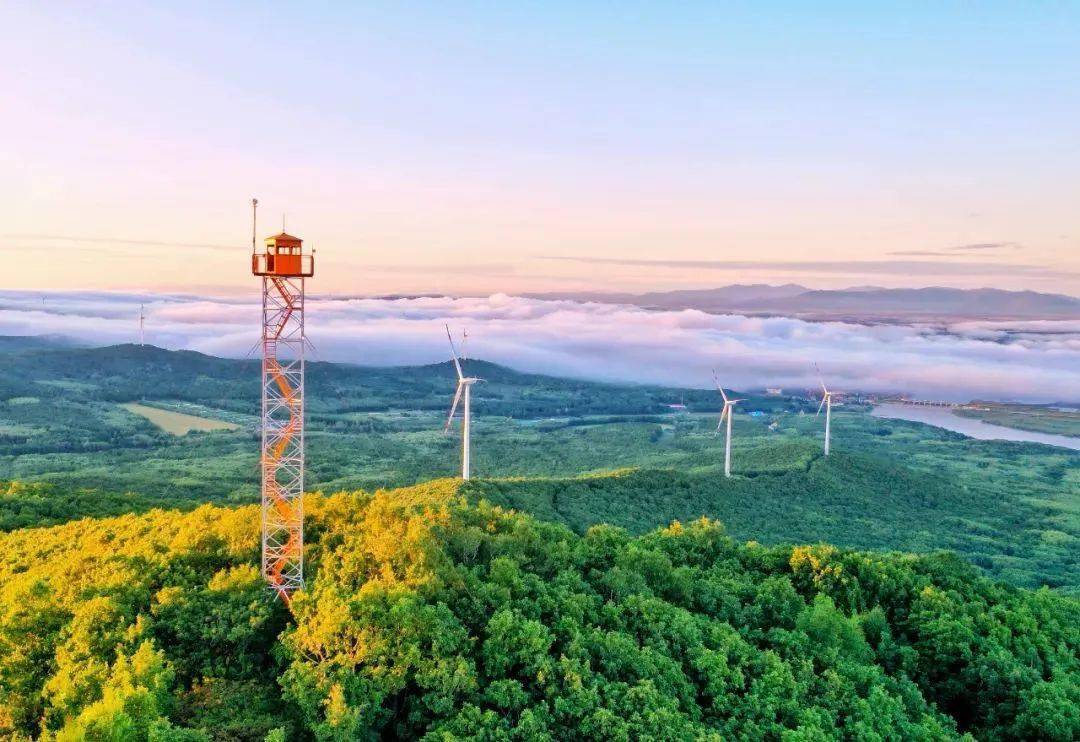 【文艺范】同江街津山 | 日出东方,其道大光_摄影_张文义_刘万平