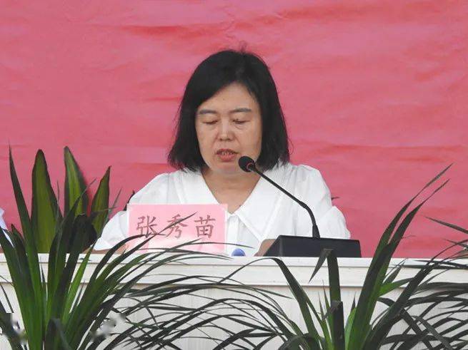 校长助理兰世芳,新疆尉犁县第一中学副校长李凤阳,甘肃张掖二中