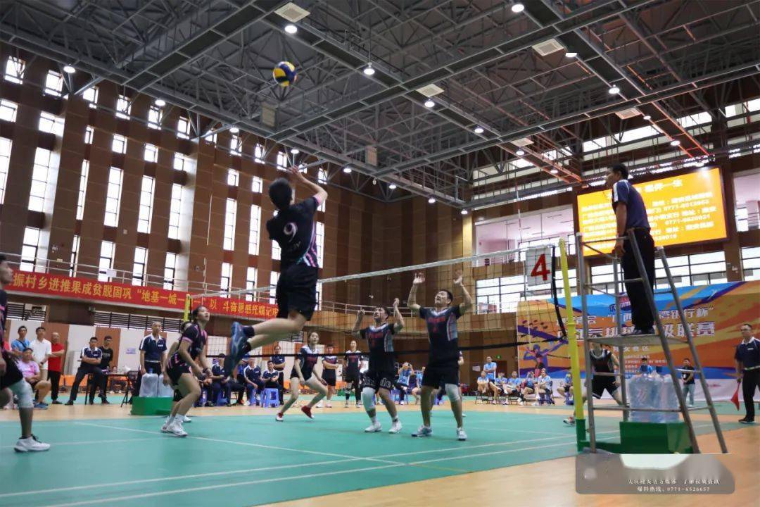 迎学青会61"广西北部湾银行杯"广西气排球超级联赛隆安赛区比赛圆满