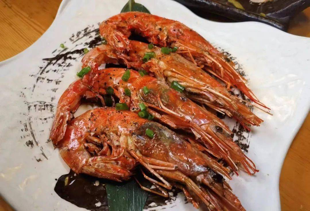 南京西路吃松叶蟹火锅,松叶蟹,铁板牛肉,铁板大虾等15道料理,节假日