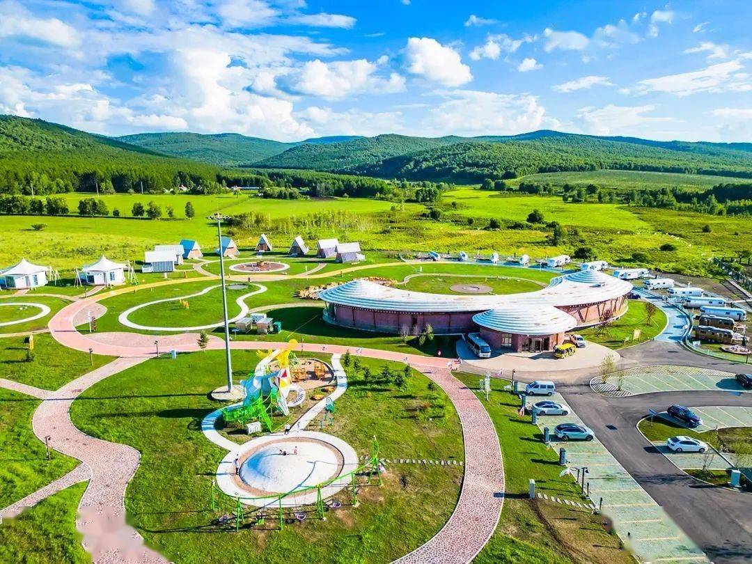 秋日的第一场秋游,从采到一朵阿尔山旅游度假区的蘑菇开始_森林_地方