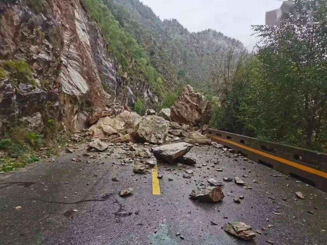 受泥石流,塌方影响,青海部分道路交通管制_公路_路段_处置