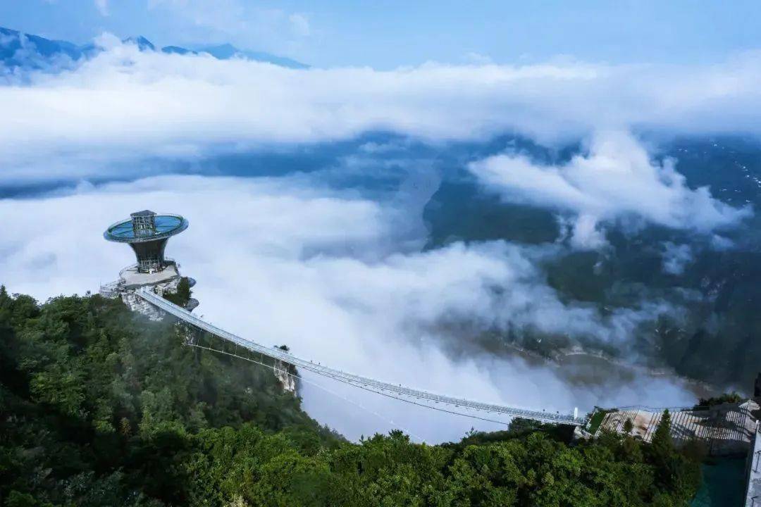 图/巫峡口旅游景区 张厚渊摄『恩施大峡谷』优惠活动:1.